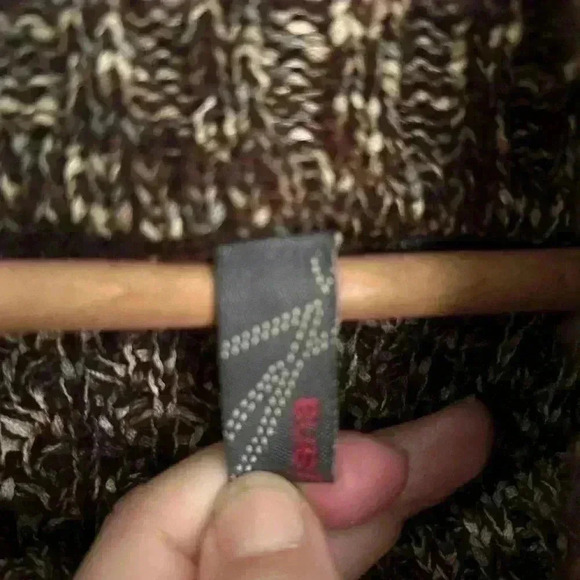 BNWOT Brown Cowl Sweater with 3 Buttons on Side  Size XL - Picture 3 of 9